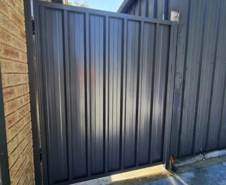Black gate in Hobart made of Colorbond steel
